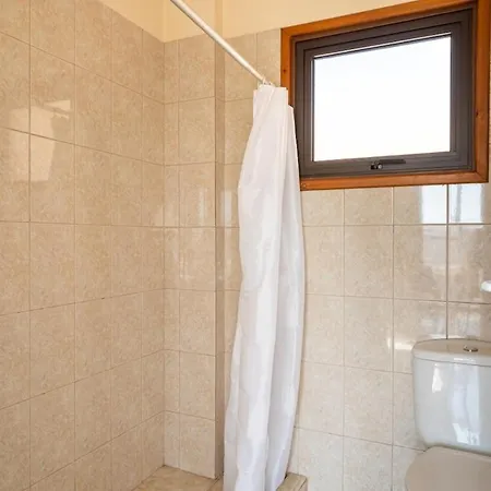 Ani's Stylish W Terrace In דירה