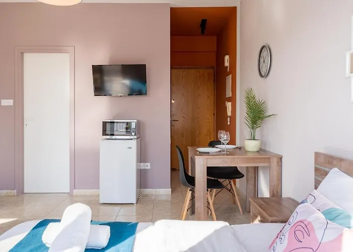 Ani's Stylish W Terrace In Appartement