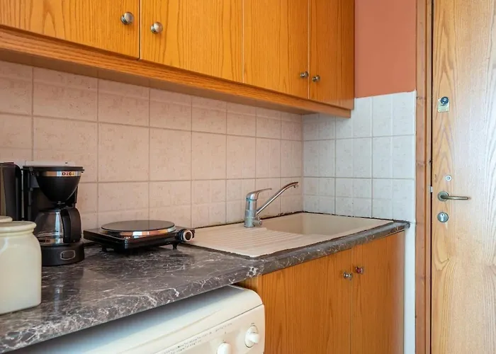 Ani's Stylish W Terrace In *