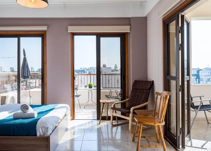 Ani's Stylish W Terrace In Апартаменти *